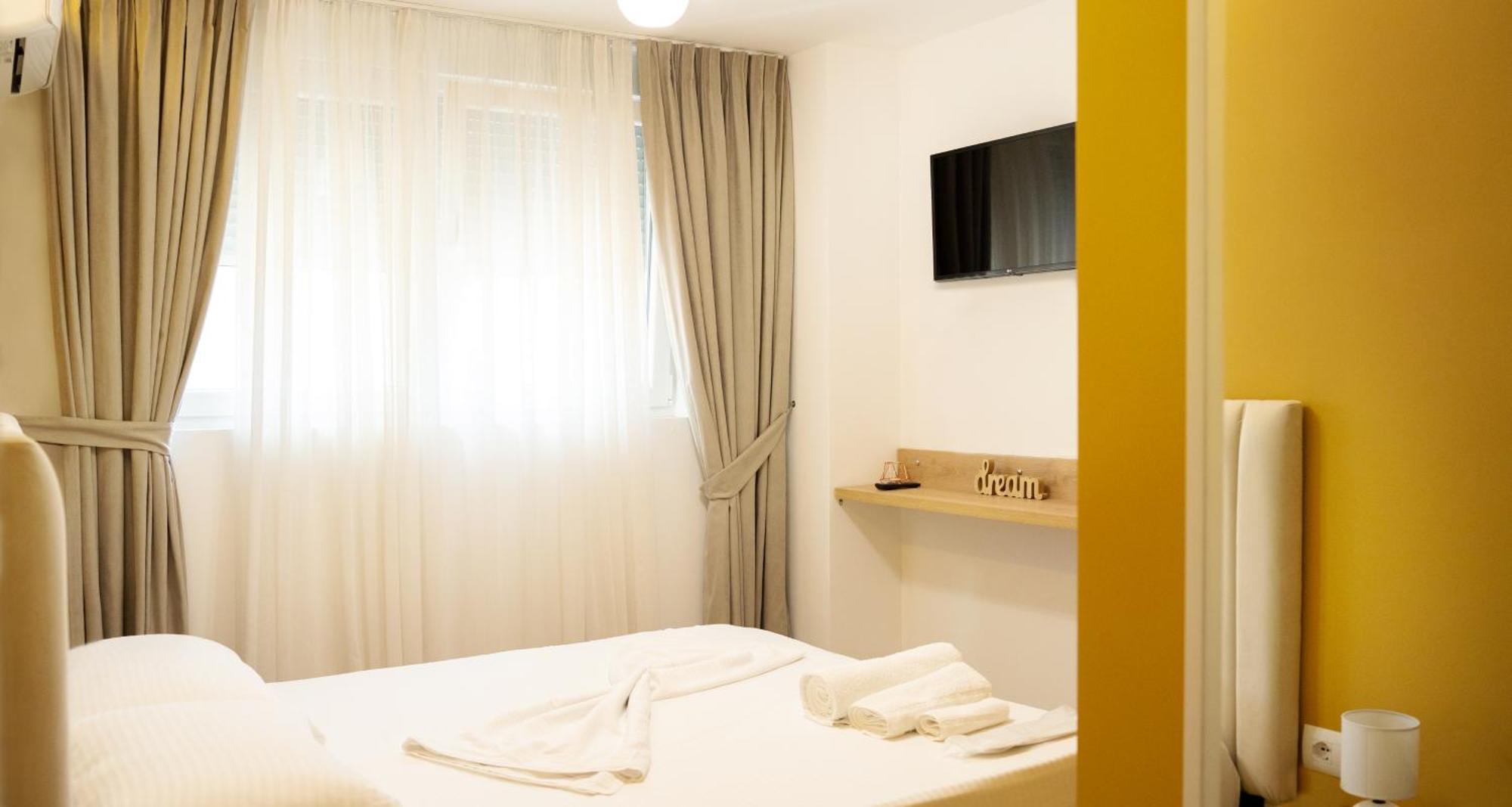 Hotel Luris Golem  Exteriér fotografie